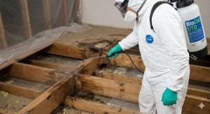 Påføre luktfjerningsmiddel